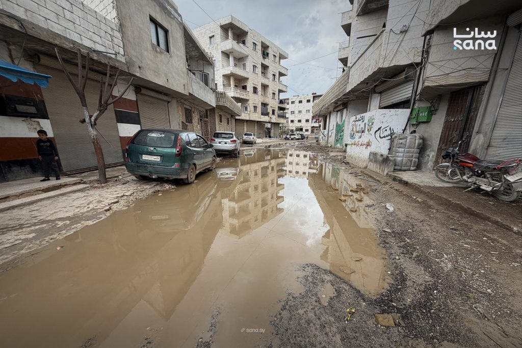 الأمطار تتسبب بأضرار كبيرة في شبكة طرق الدانا بإدلب 3 IMG 8910 الأمطار تتسبب بأضرار كبيرة في شبكة طرق الدانا بإدلب