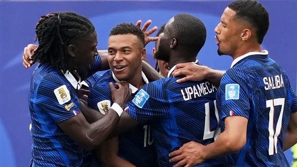 مبابي يكسر صمته بشأن مطاردة ميسي.. نجم فرنسا يحدد أولوياته في كأس العالم