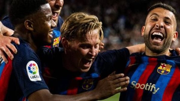 تشافي يعلن تشكيل برشلونة لمباراة إسبانيول بالدوري الإسباني